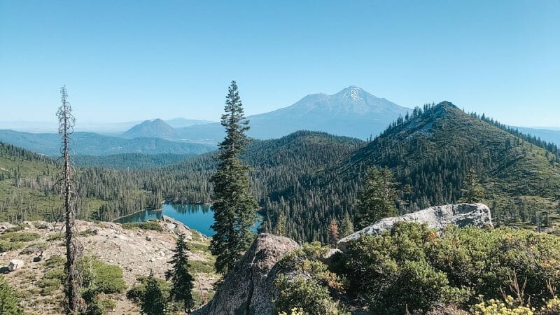 Everything You Need to Know About the Heart Lake Hike Near Mount Shasta ...